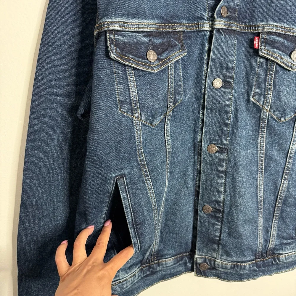 NWT Levi's‎ Men's Trucker Jacket In Colusa Medium Wash Denim Size X-Large